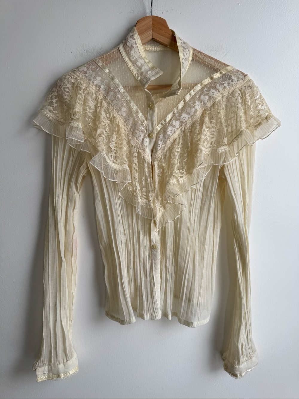 Rare Vintage Jessica’s Gunnies Lace Prairie Blouse Ivory Romantic Dôen Style